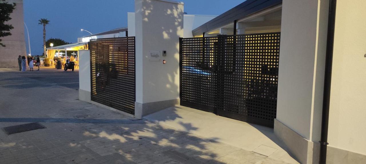 Thalassa Rooms Avola Exterior photo