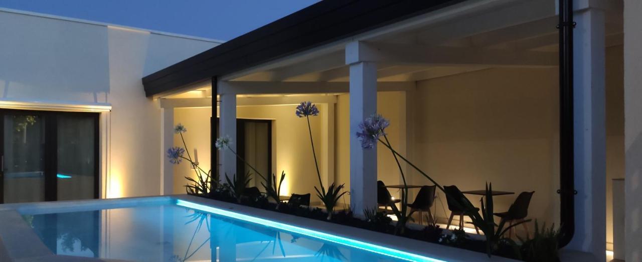 Thalassa Rooms Avola Exterior photo