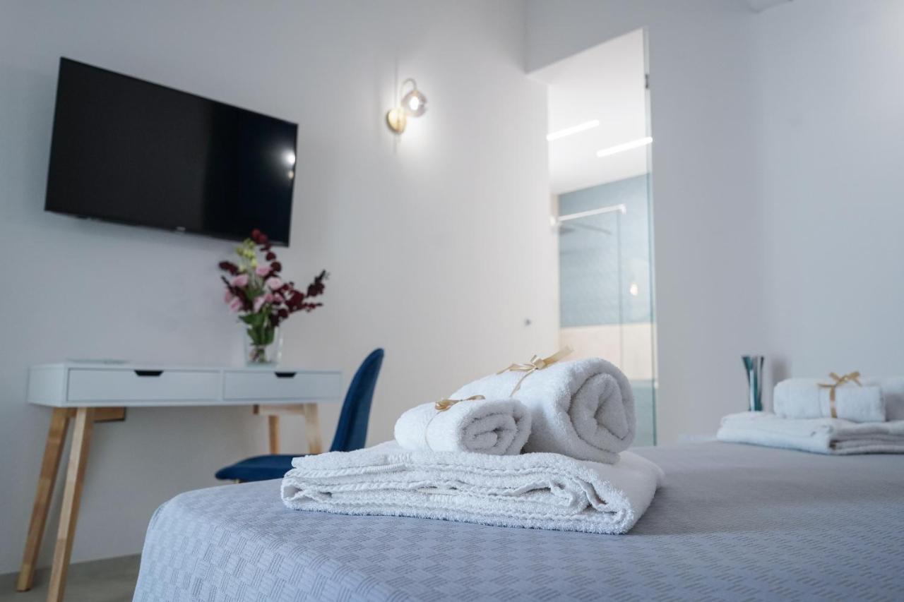 Thalassa Rooms Avola Exterior photo