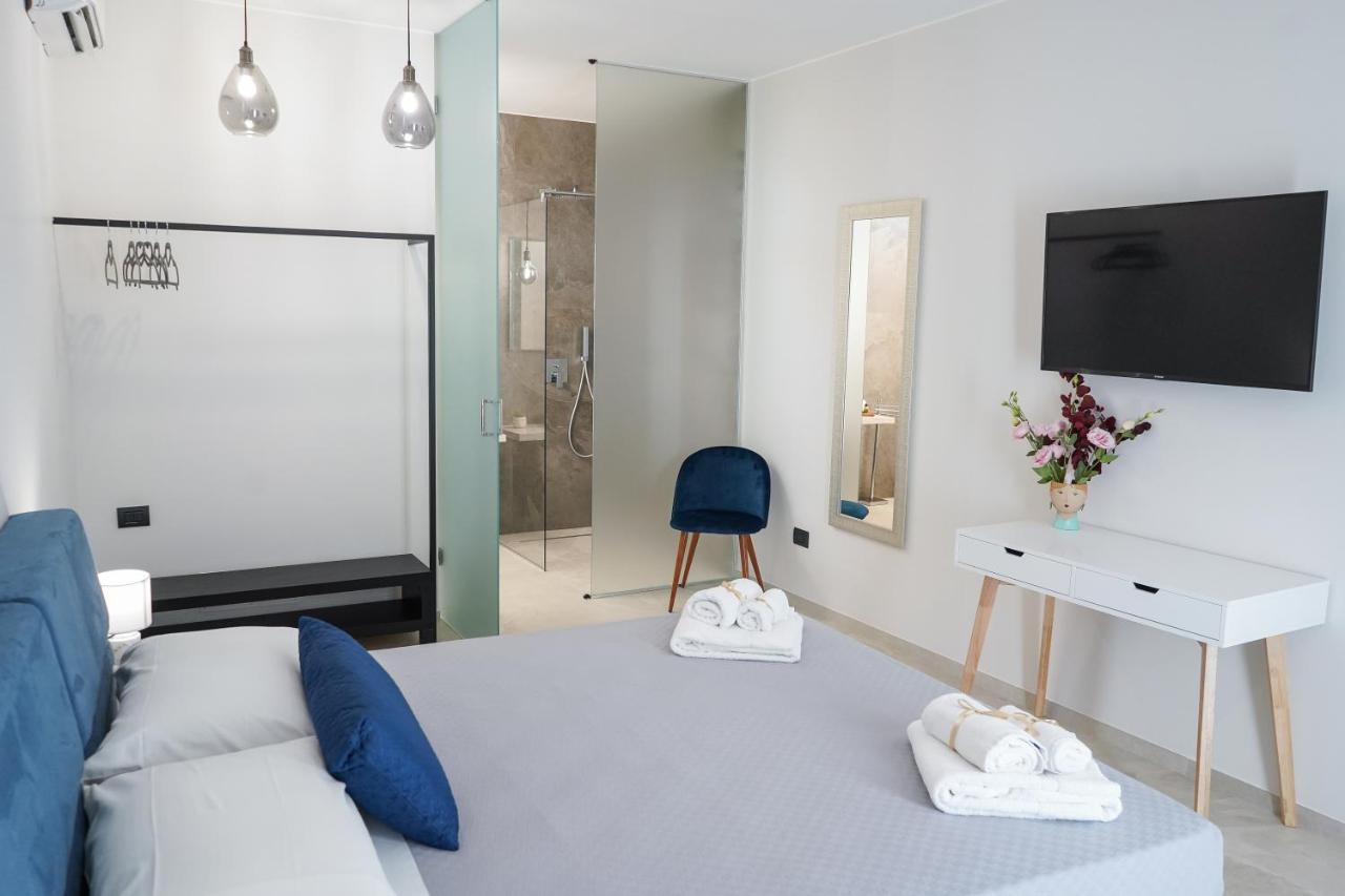 Thalassa Rooms Avola Exterior photo