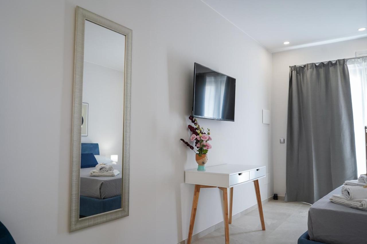 Thalassa Rooms Avola Exterior photo
